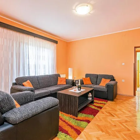 Apartment Paladin - Mvn252 By Interhome *